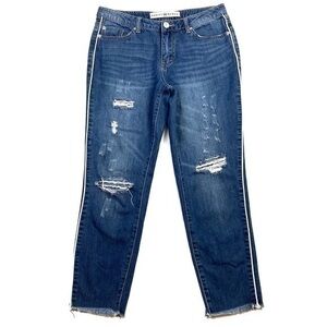 Ashley Mason Ripped Distressed Raw Hem‎ Crop Jean